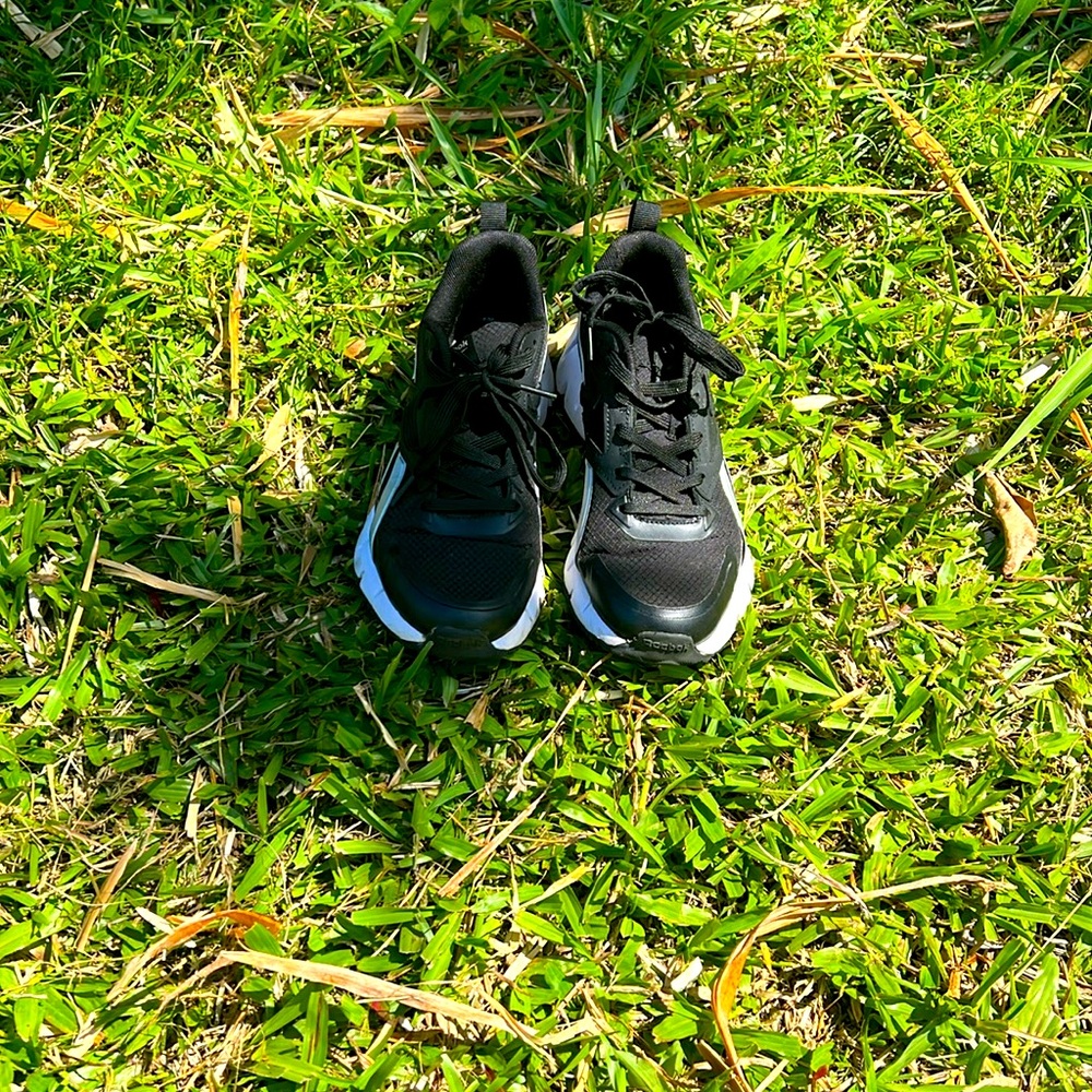 Reebok Sneakers black and white
